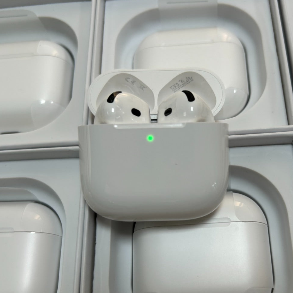 Apple AirPods 4 con Cancellazione Attiva del Rumore – Ricondizionate a Nuovo con Confezione Originale