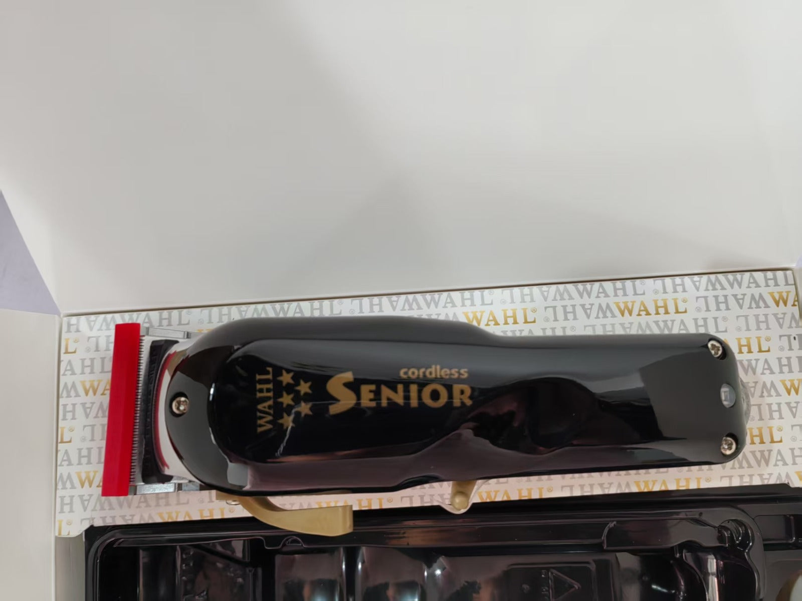 WAHL Senior – Tagliacapelli Professionale Ricondizionato a Nuovo con Confezione Originale e Accessori